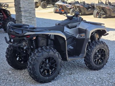 2026 Can-Am Outlander XT 700 - Photo 3