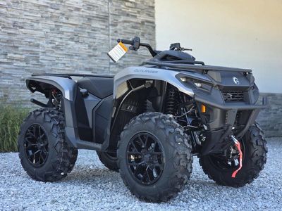 2026 Can-Am Outlander XT 700 - Photo 1