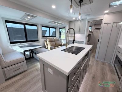 2026 Brinkley Model Z — photo 9 view