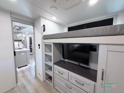 2026 Brinkley Model Z — photo 16 view