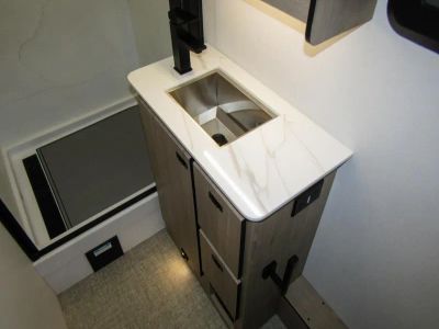 2026 Grand Design LINEAGE SERIES F - Photo 16