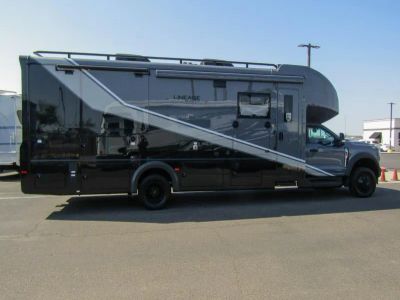 2026 Grand Design LINEAGE SERIES F - Photo 19