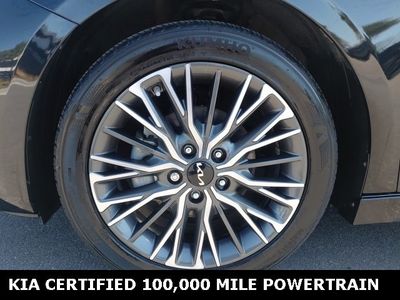 2024 Kia Forte - Photo 8