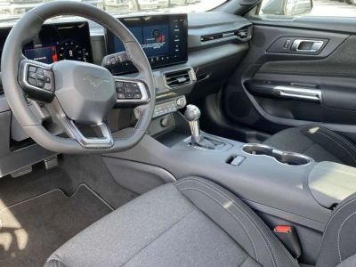 2026 Ford Mustang - Photo 6