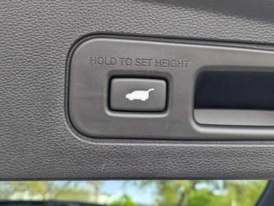 2025 Acura MDX — photo 13 view