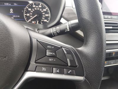 2025 Nissan Altima — photo 12 view