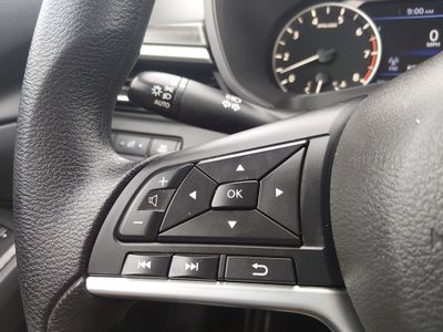 2025 Nissan Altima — photo 13 view