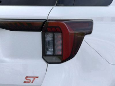 2026 Ford Explorer — photo 8 view