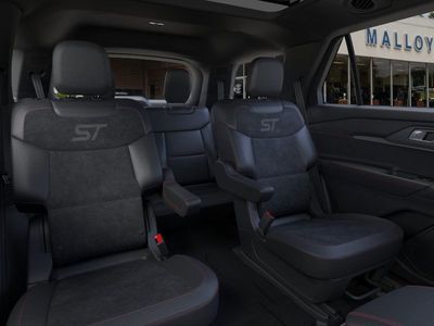 2026 Ford Explorer — photo 32 view