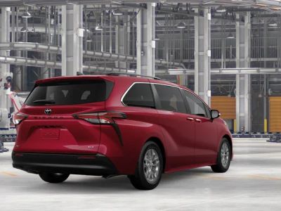 2026 Toyota Sienna - Photo 11