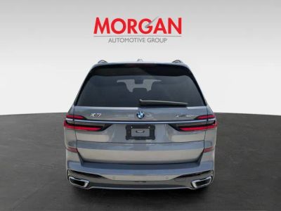 2023 BMW X7 — interior view