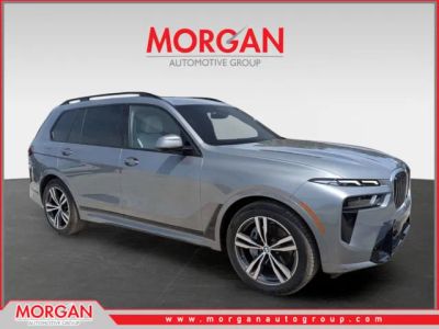 2023 BMW X7 xDrive40i in Gray — front three-quarter view