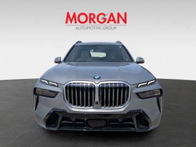 2023 BMW X7 — photo 8 view