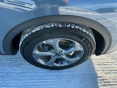 2025 Ford Escape — photo 10 view