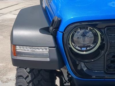 2026 Jeep Wrangler — photo 10 view