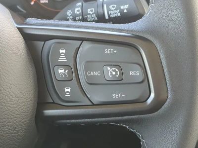 2026 Jeep Wrangler — photo 26 view