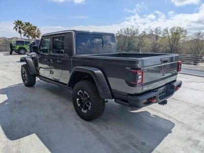 2026 Jeep Gladiator — detail view