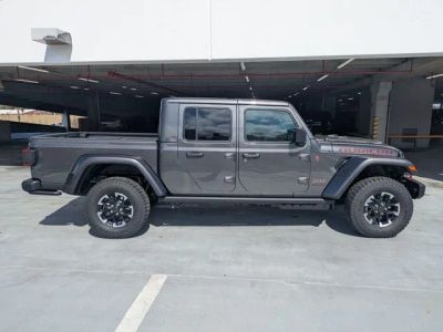 2026 Jeep Gladiator — side profile view