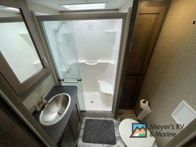 2019 Keystone RV Sprinter - Photo 23