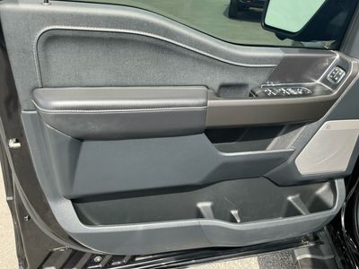 2025 Ford F-150 — photo 15 view
