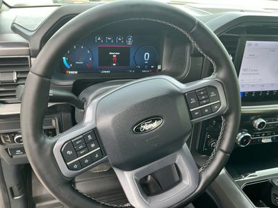 2025 Ford F-150 — photo 13 view