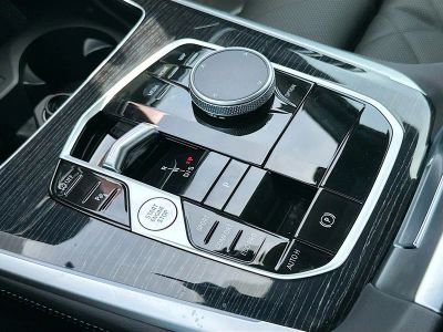 2026 BMW X5 — photo 14 view
