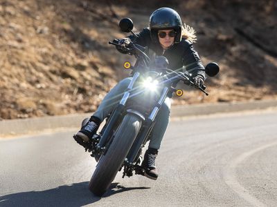 2026 Honda Rebel 300 E-Clutch - Photo 13