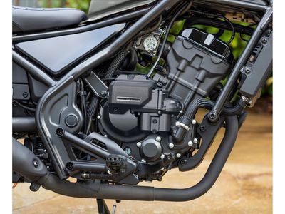 2026 Honda Rebel 300 E-Clutch - Photo 10