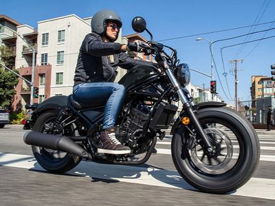2026 Honda Rebel 300 E-Clutch - Photo 14