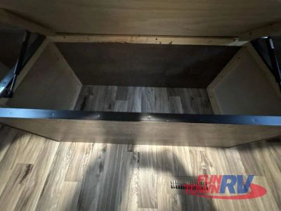 2021 Venture RV SportTrek - Photo 49
