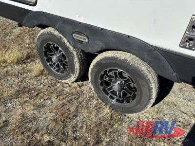 2021 Venture RV SportTrek - Photo 19