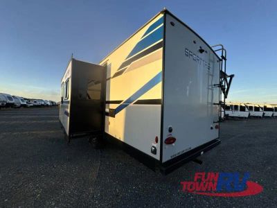 2021 Venture RV SportTrek - Photo 11