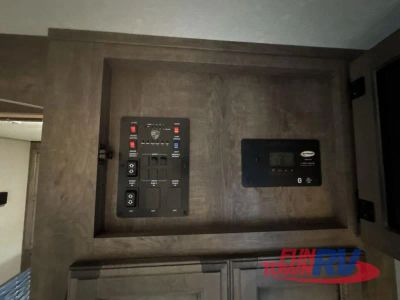 2021 Venture RV SportTrek - Photo 40