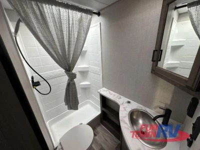 2021 Venture RV SportTrek - Photo 41