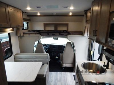 2025 Gulf Stream Conquest Class C - Photo 9