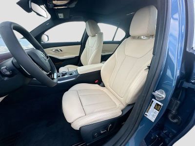 2026 BMW 3 Series — photo 15 view