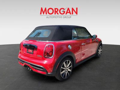 2024 MINI Convertible — interior view
