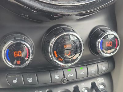 2024 MINI Convertible — photo 26 view