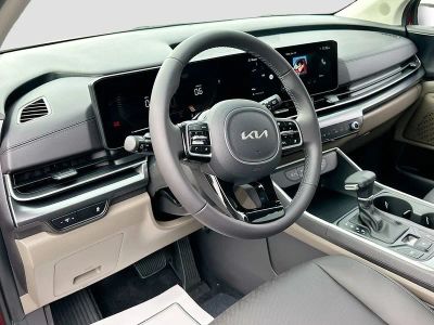2026 Kia Carnival — photo 9 view