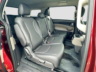 2026 Kia Carnival — photo 28 view