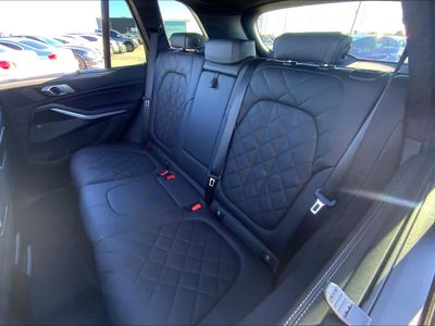 2025 BMW X5 - Photo 12