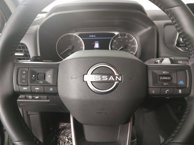 2025 Nissan Rogue - Photo 12