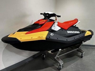 2025 Sea-Doo Spark for 3 Rotax 900 ACE - 90 CONV with IBR - Photo 1