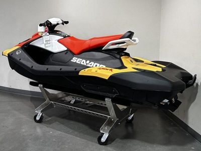 2025 Sea-Doo Spark for 3 Rotax 900 ACE - 90 CONV with IBR - Photo 3