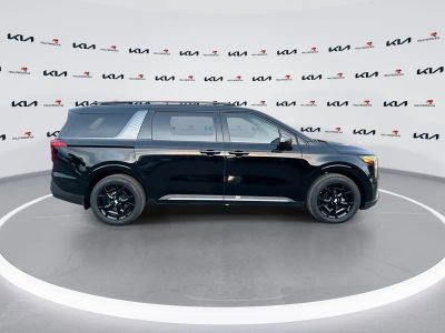 2026 Kia Carnival Hybrid — photo 9 view