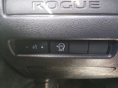 2023 Nissan Rogue - Photo 13