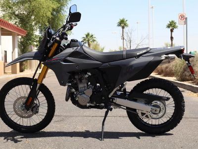 2025 Suzuki DR-Z4S - Photo 8