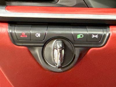 2022 Porsche 911 — photo 32 view