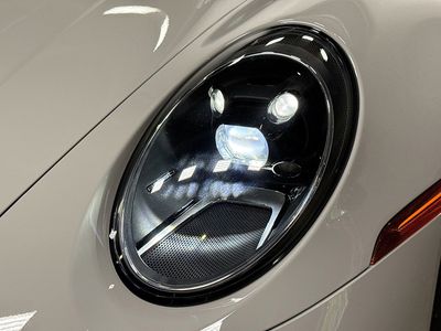 2022 Porsche 911 — photo 10 view