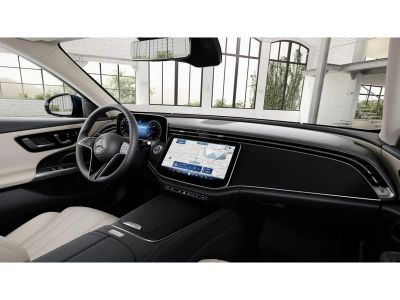 2026 Mercedes-Benz E-Class - Photo 6